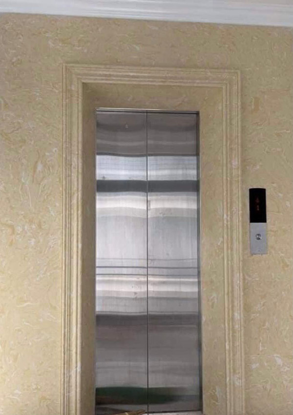 Passenger elevator