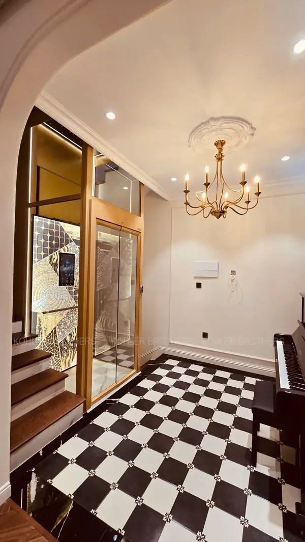 Thang máy gia đình anh Thế Anh